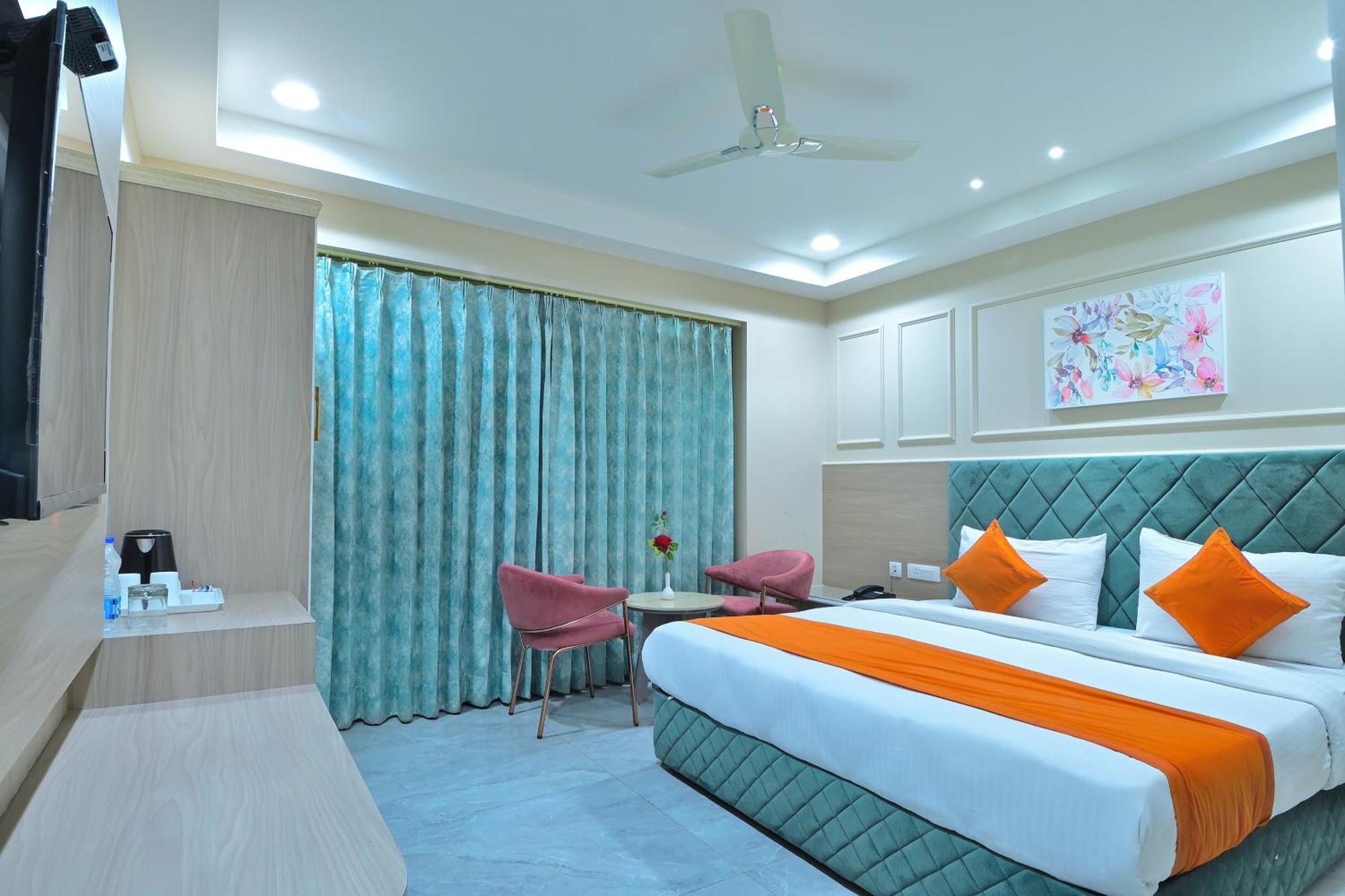Hotel Sapphire House - 3 Mins Walk From Metro And 5 Mins From Rail Station New Delhi Luaran gambar